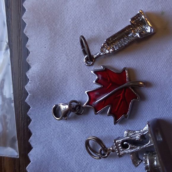 Vintage Sterling Silver Charm Lot - Picture 8 of 9